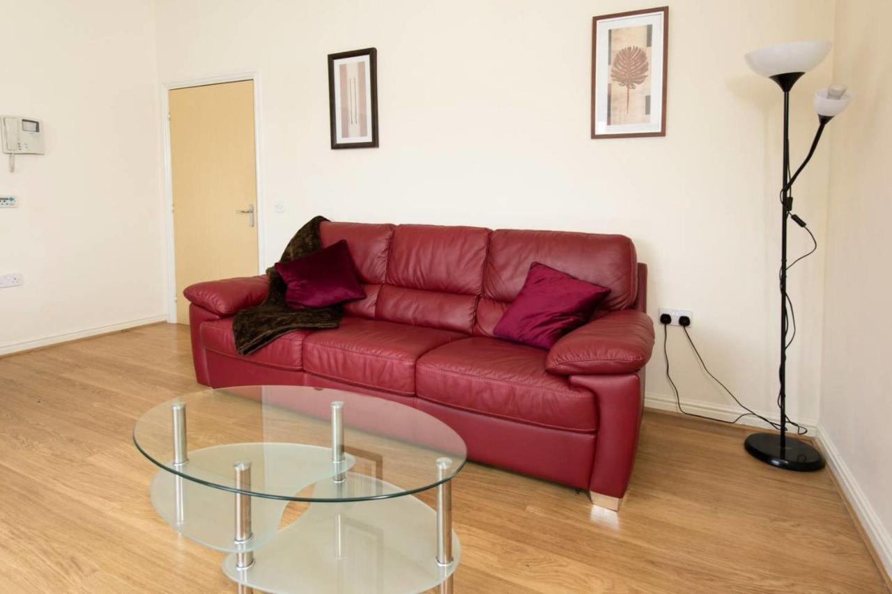 Guestready - Top Floor Apt 2Min Walk To O2 Apollo Manchester Ngoại thất bức ảnh